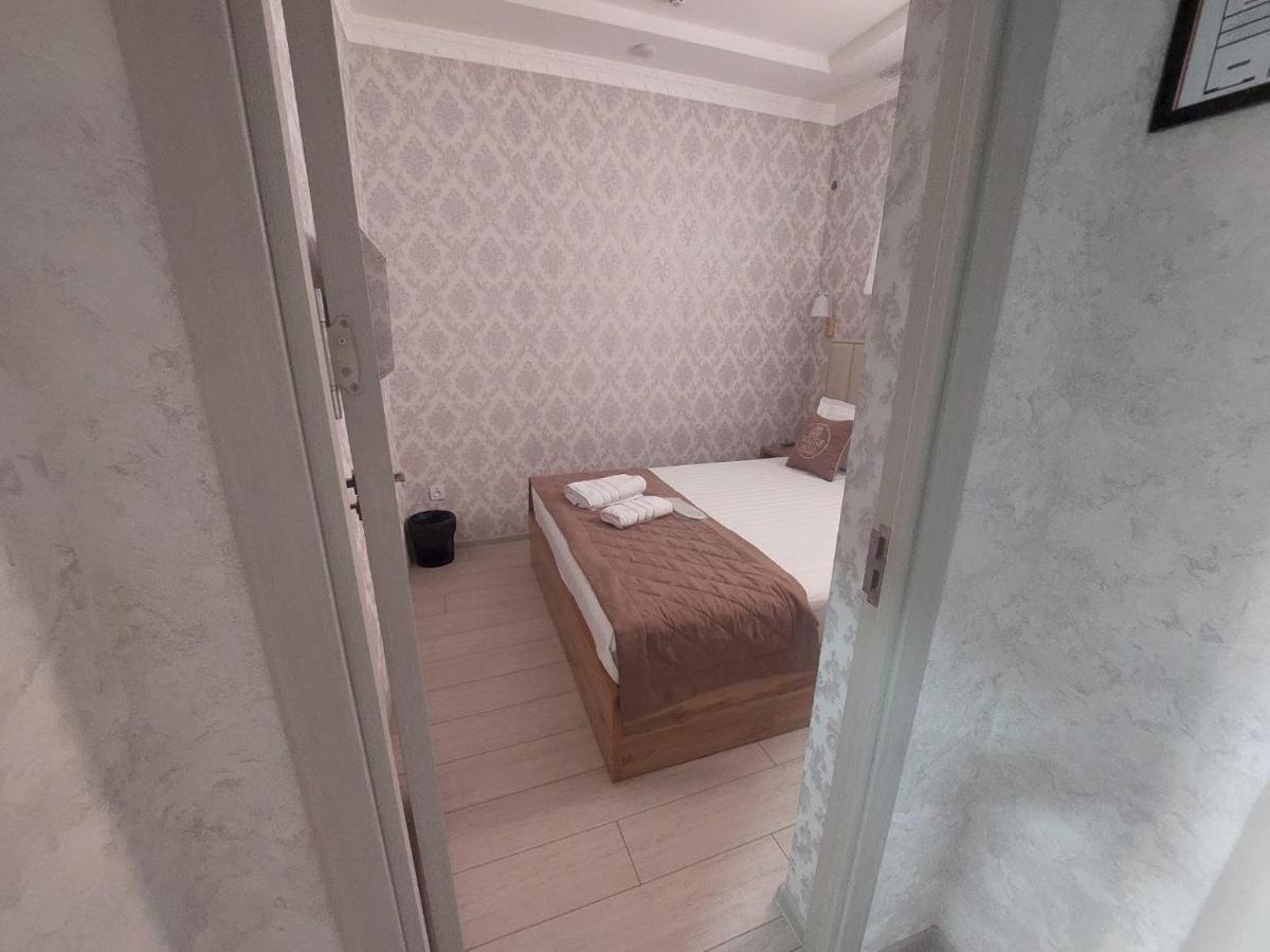 Barhat Hotel Tasjkent Eksteriør bilde