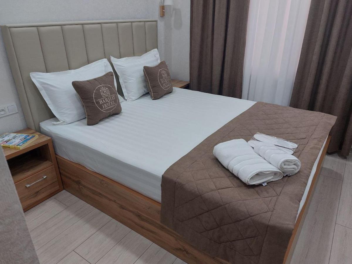 Barhat Hotel Tasjkent Eksteriør bilde