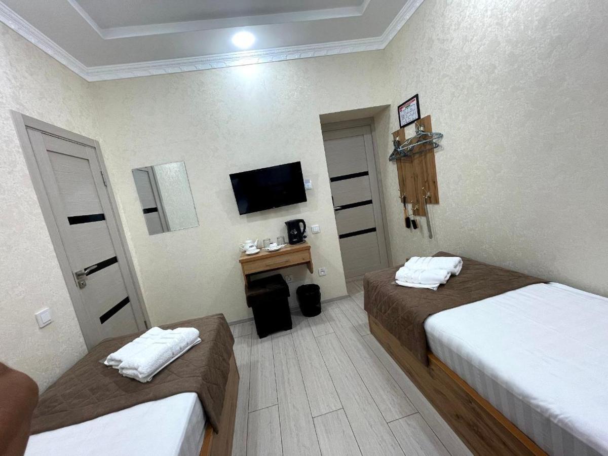 Barhat Hotel Tasjkent Eksteriør bilde